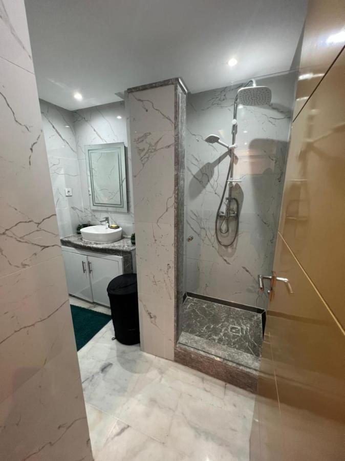 Palace B Av Hassan Ii Marrakech 40000 -brand New Luxury Unit#2 & Unit#29 Appartement *