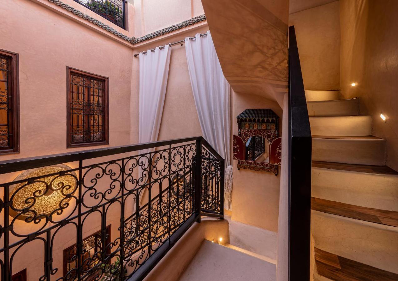 Riad Oumnia - Top Emplacement - Riad En Entier - Jacuzzi Holiday home *