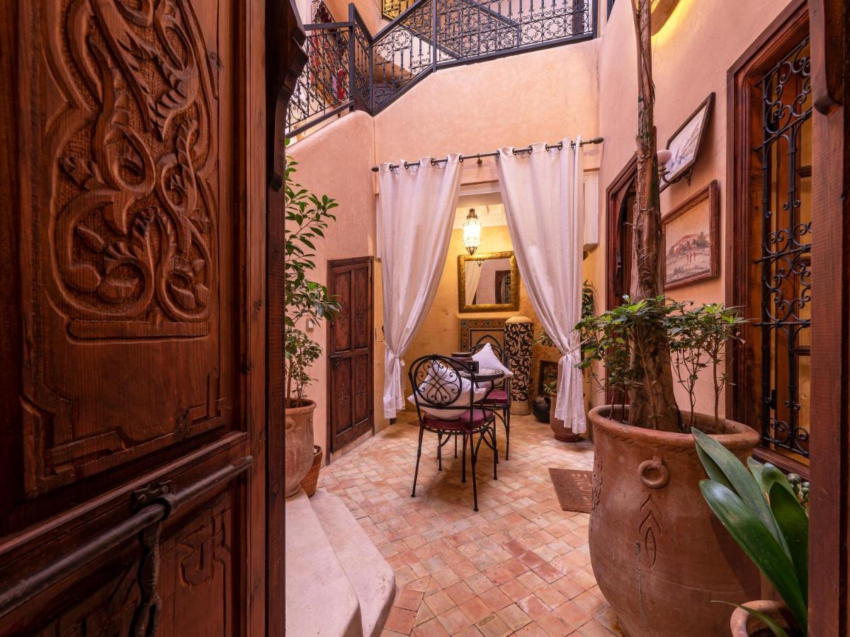 Riad Oumnia - Top Emplacement - Riad En Entier - Jacuzzi * Marrakesh