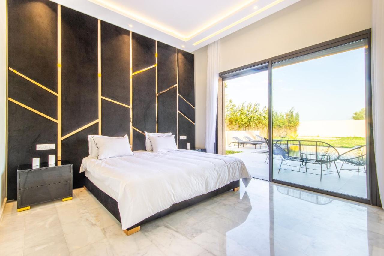 Villa Newave, Lux, Piscine Chauffée Inclus, Personnels Marrakesh