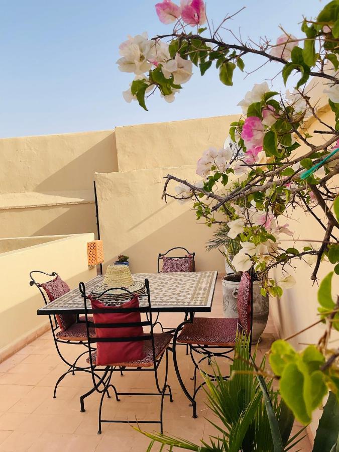 Samira Guest house *
