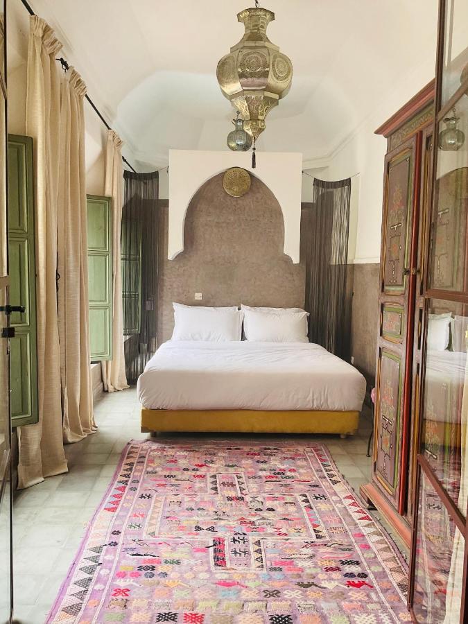 Samira Guest house *
