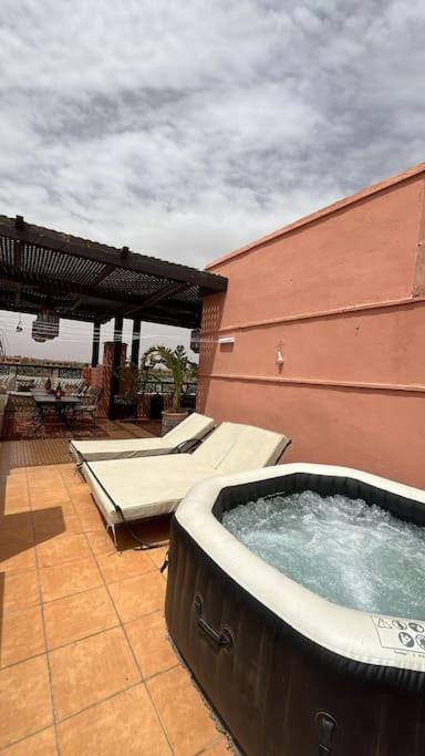 Villa Magnifique Avec Piscine Chauffee