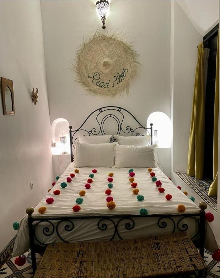 Aloes & (adults Only) 4*