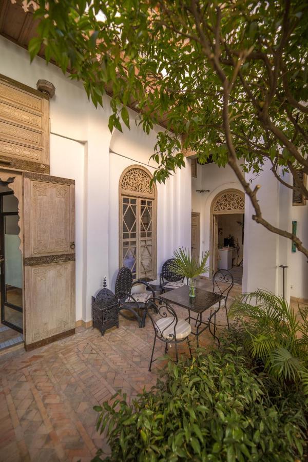 Gasthuis Les Hirondelles Boutique 4*
