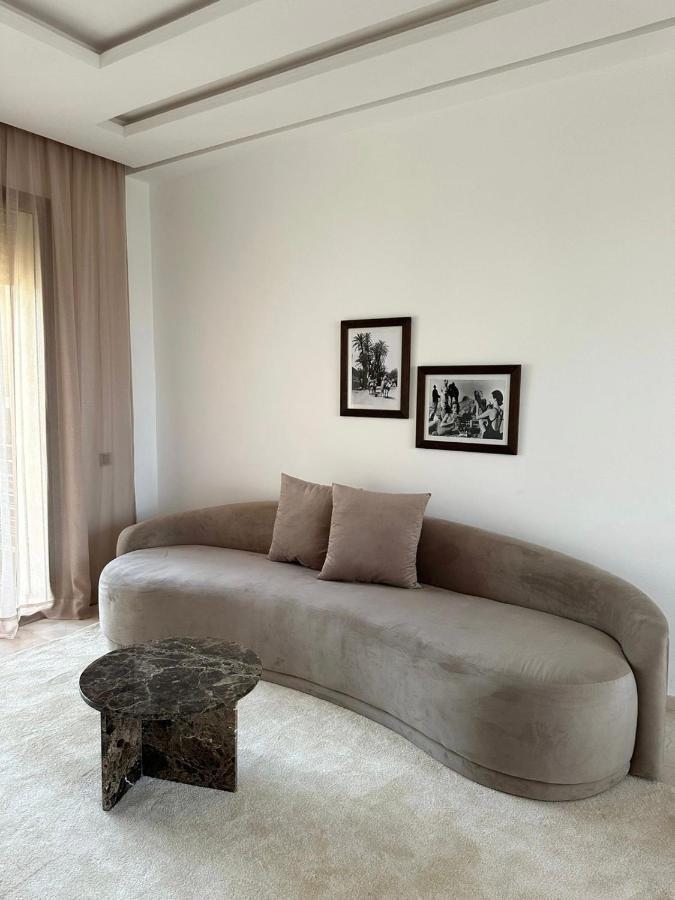 Apt Prestigia Jubaea F4 Piscine *