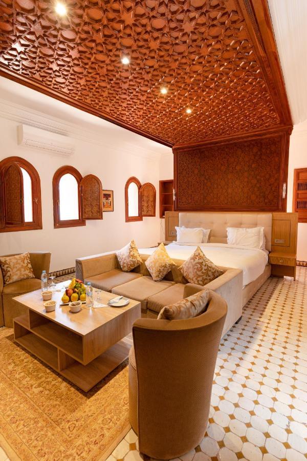 Nomadz Palace Couette-café *