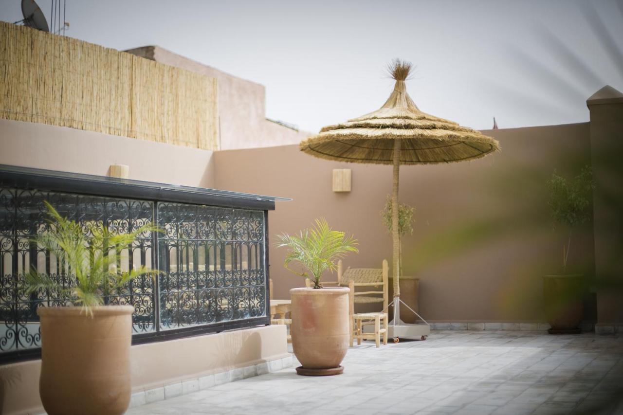 Riad Sabria *