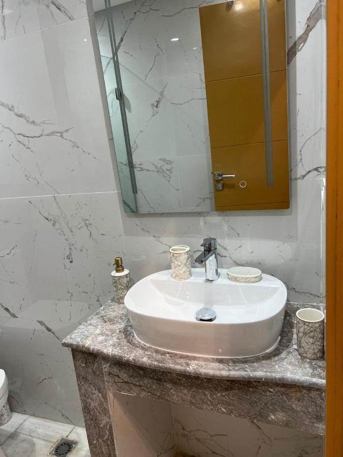 Beautiful 1-bed In Marrakech Apartamento