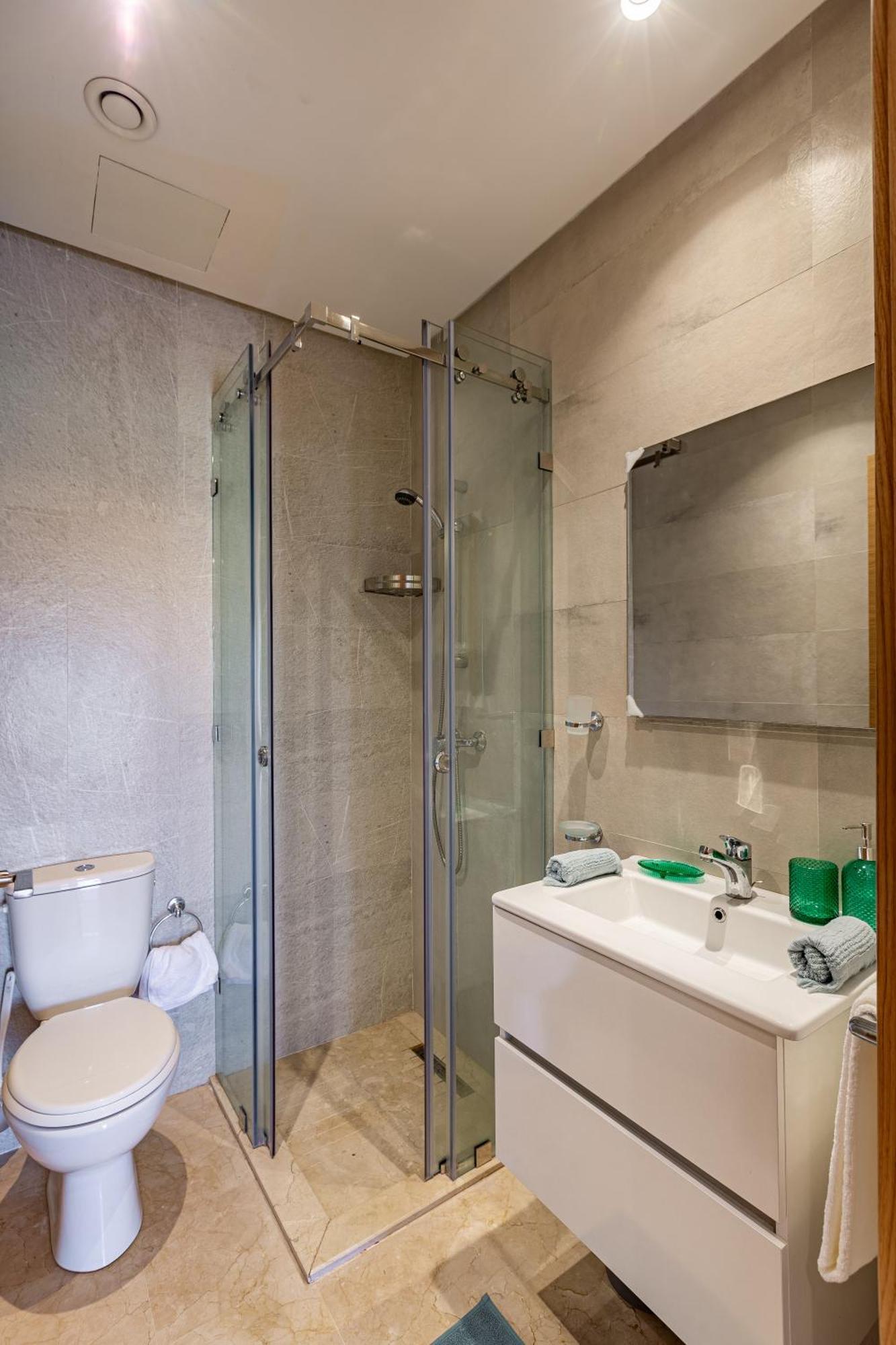 Luxueux & Spacieux A Prestigia Apartamento