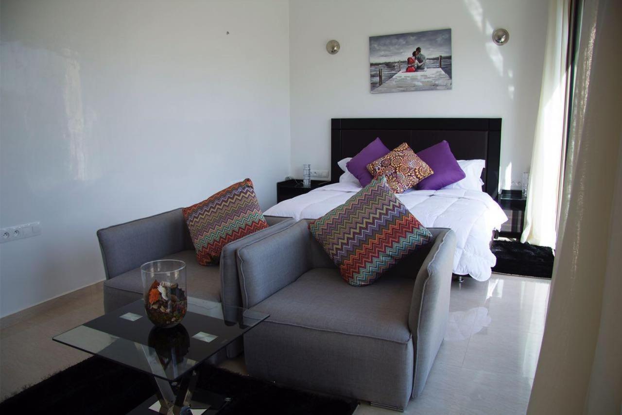 Mamora Villa