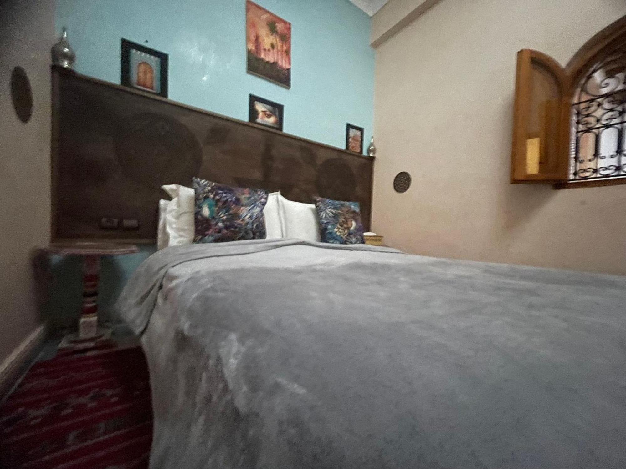 Riad Ouhmidi *