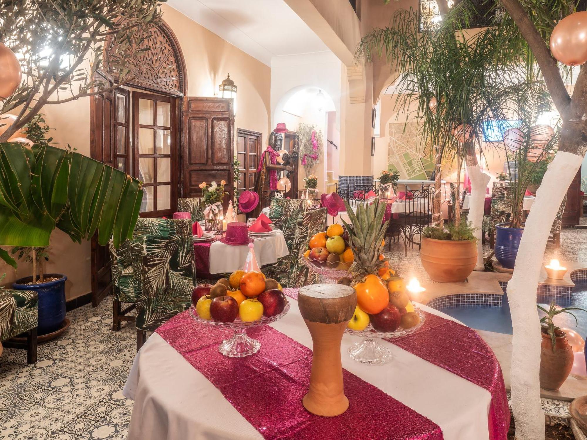 Dar El Medina - Heated Swimming Pool, Jacuzzi & Riad Marrakesh