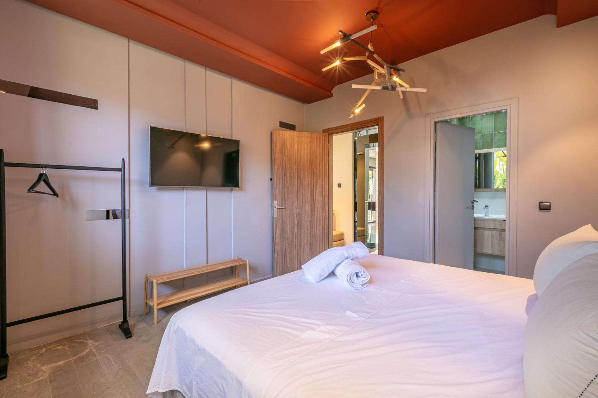 Zari Villa