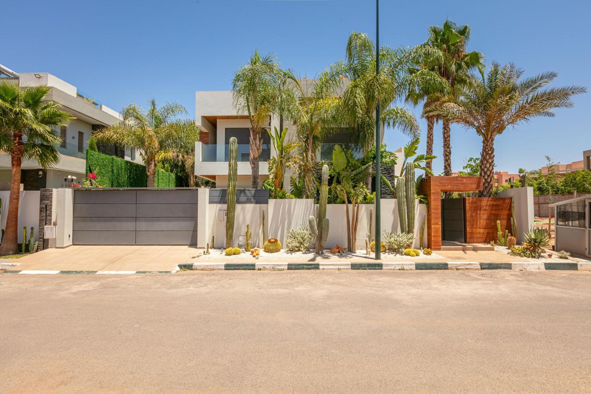 Zari Villa