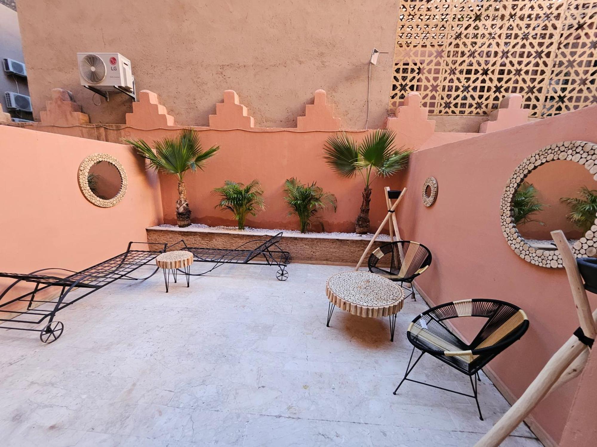 Appartamento Duplex Au Coeur De Gueliz, Quartier De Gamme De Marrakech Marrakesh