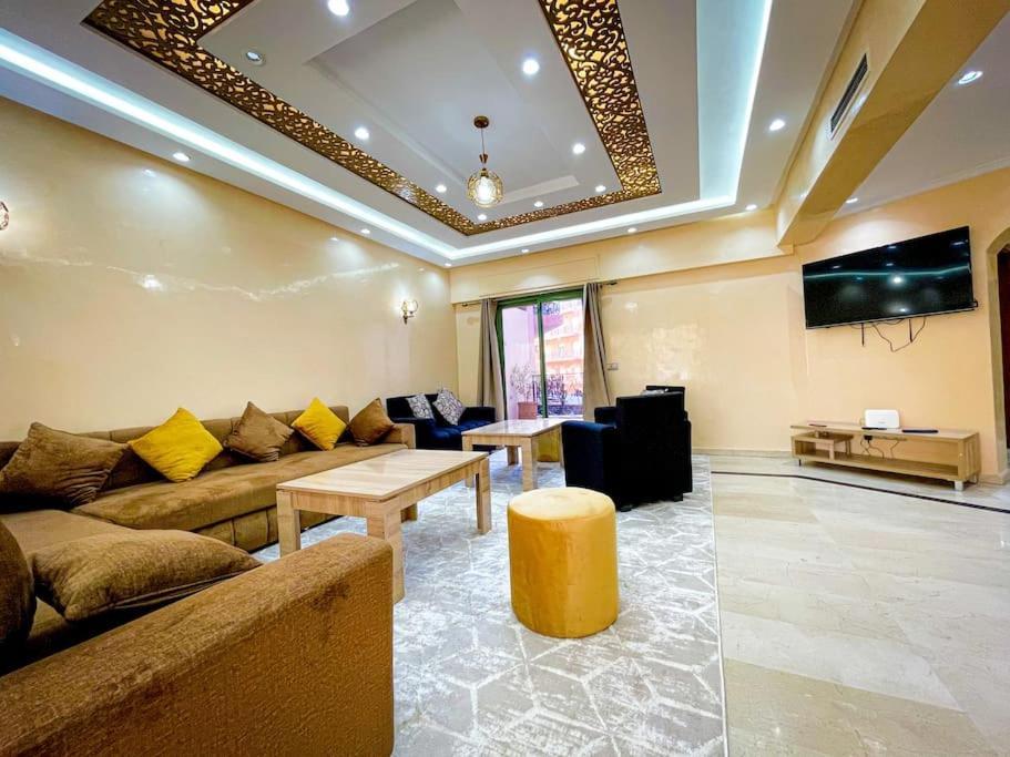 Luxury 3-bedrooms/terraces Gueliz Centre