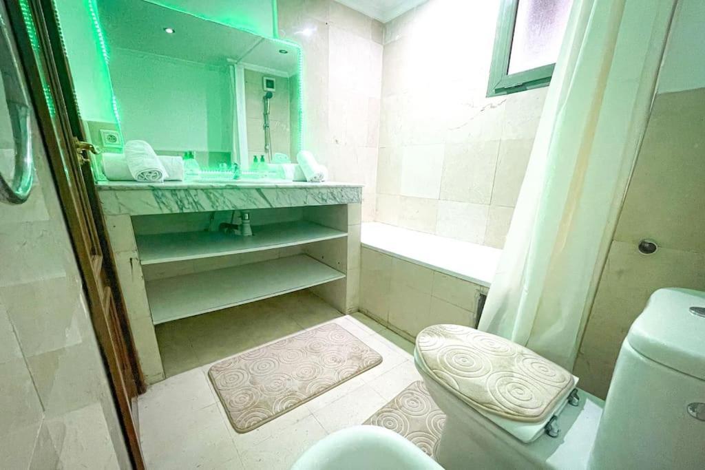 Luxury 3-bedrooms/terraces Gueliz Centre *