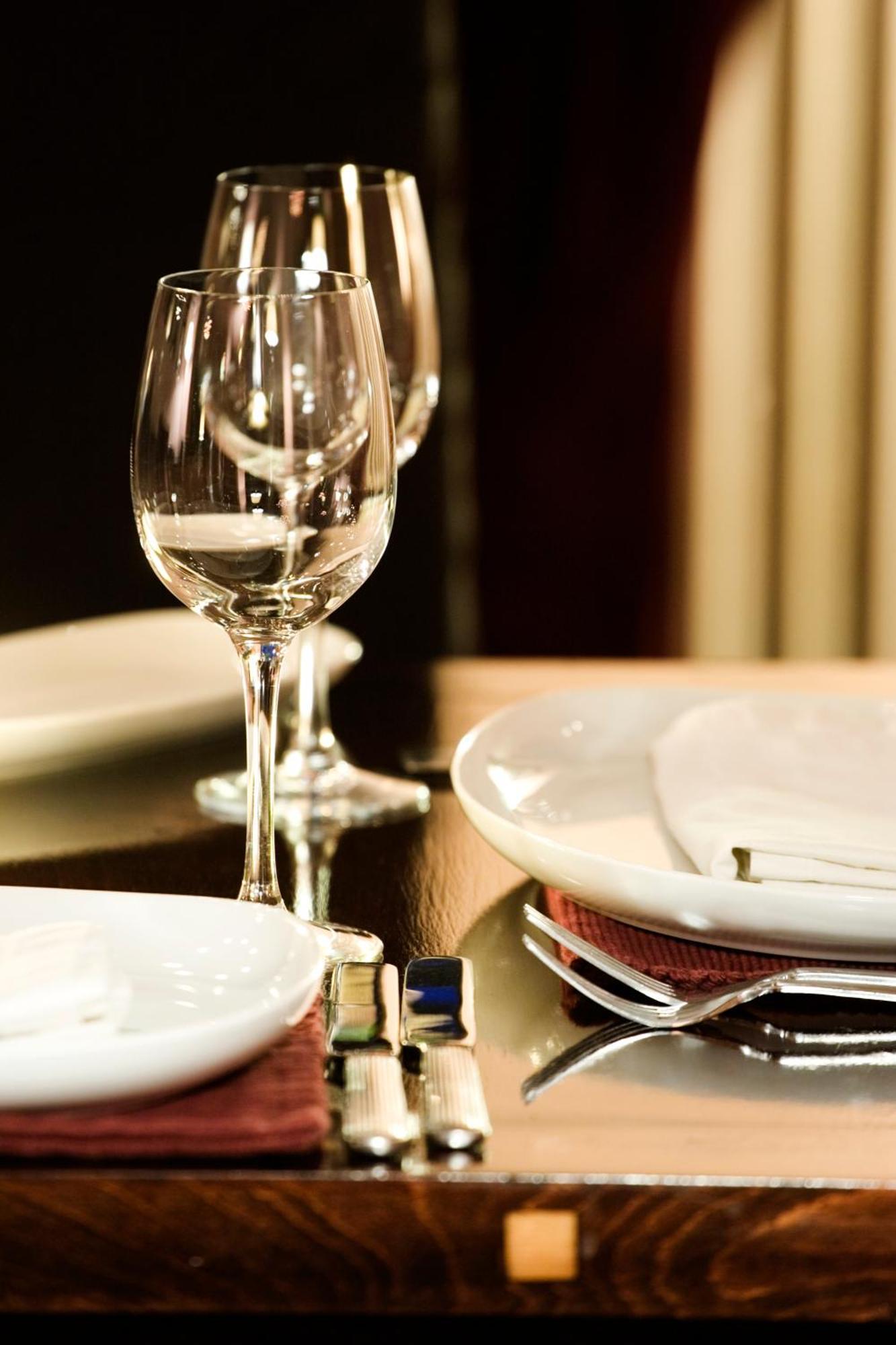 Hotel Les Deux Tours 5*