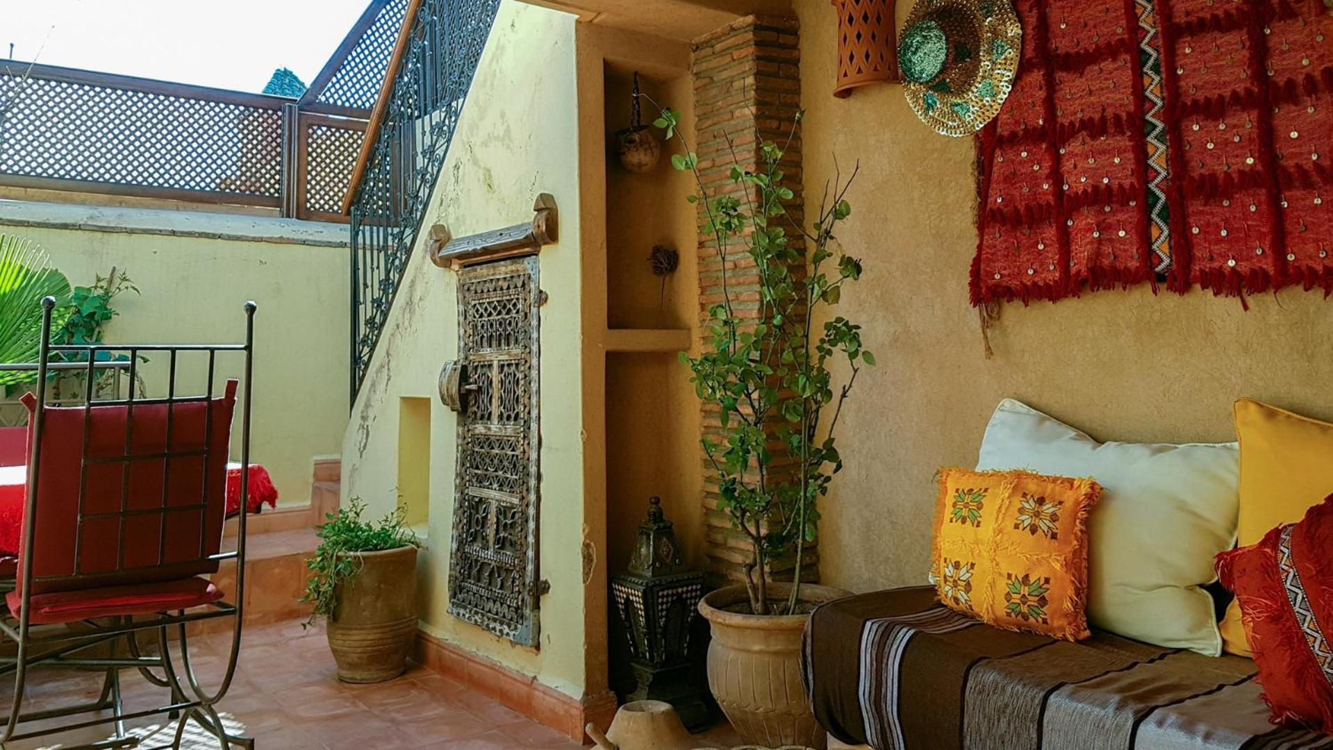 Riad Gallery 49 & 3*