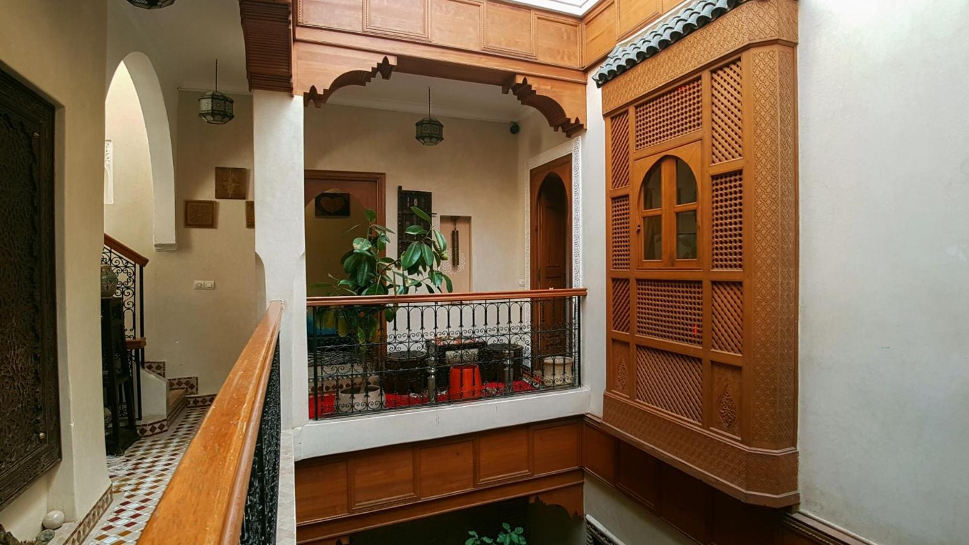 Riad Gallery 49 & 3*
