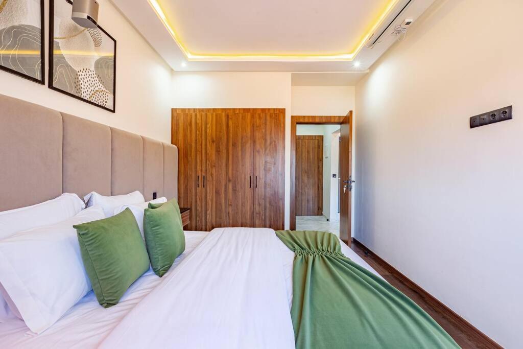 Luxury Gueliz, Cinema Bedroom Experience * Marrakesch