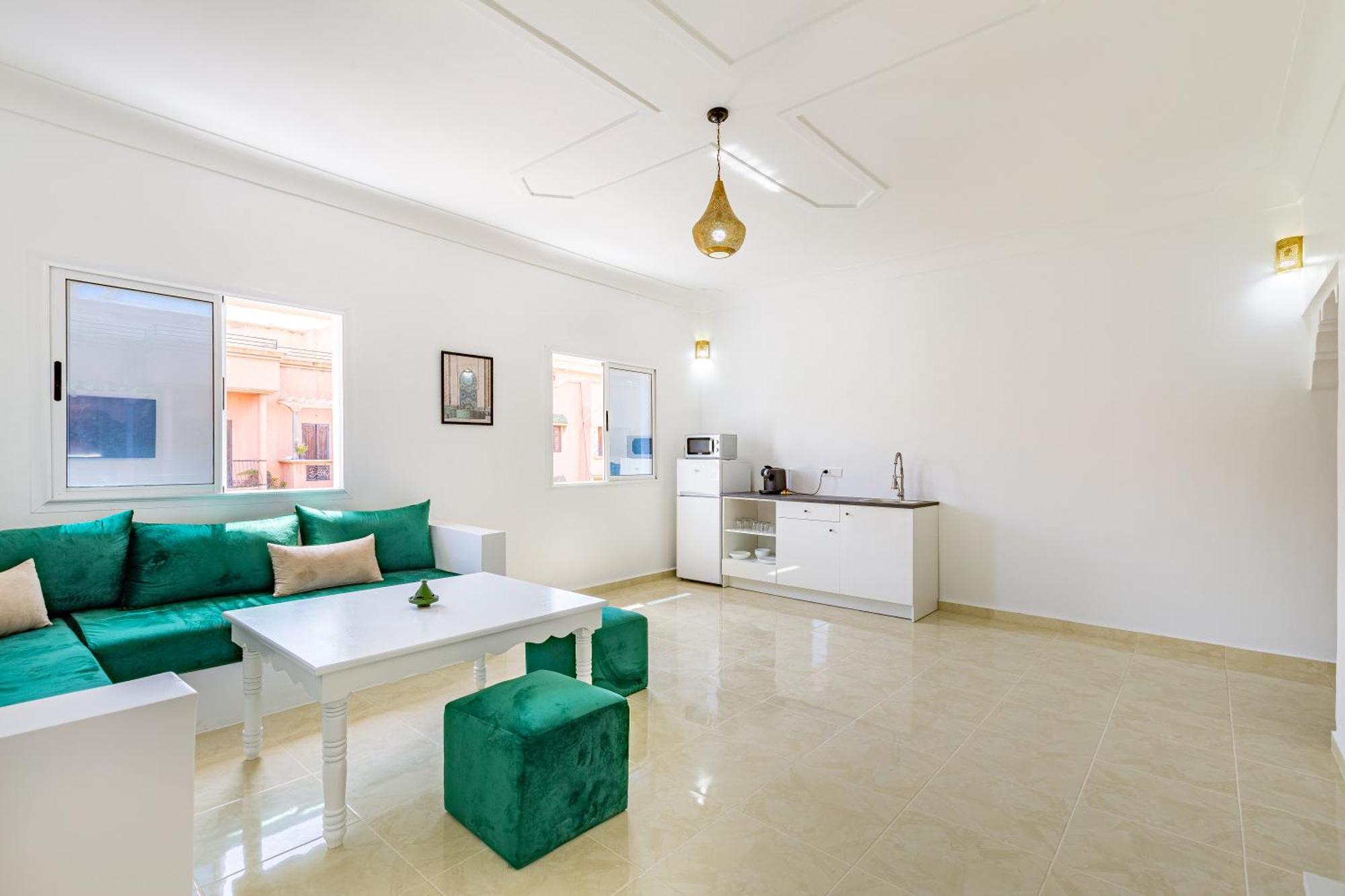 Riad Avec Terrasse Et Jacuzzi Prive