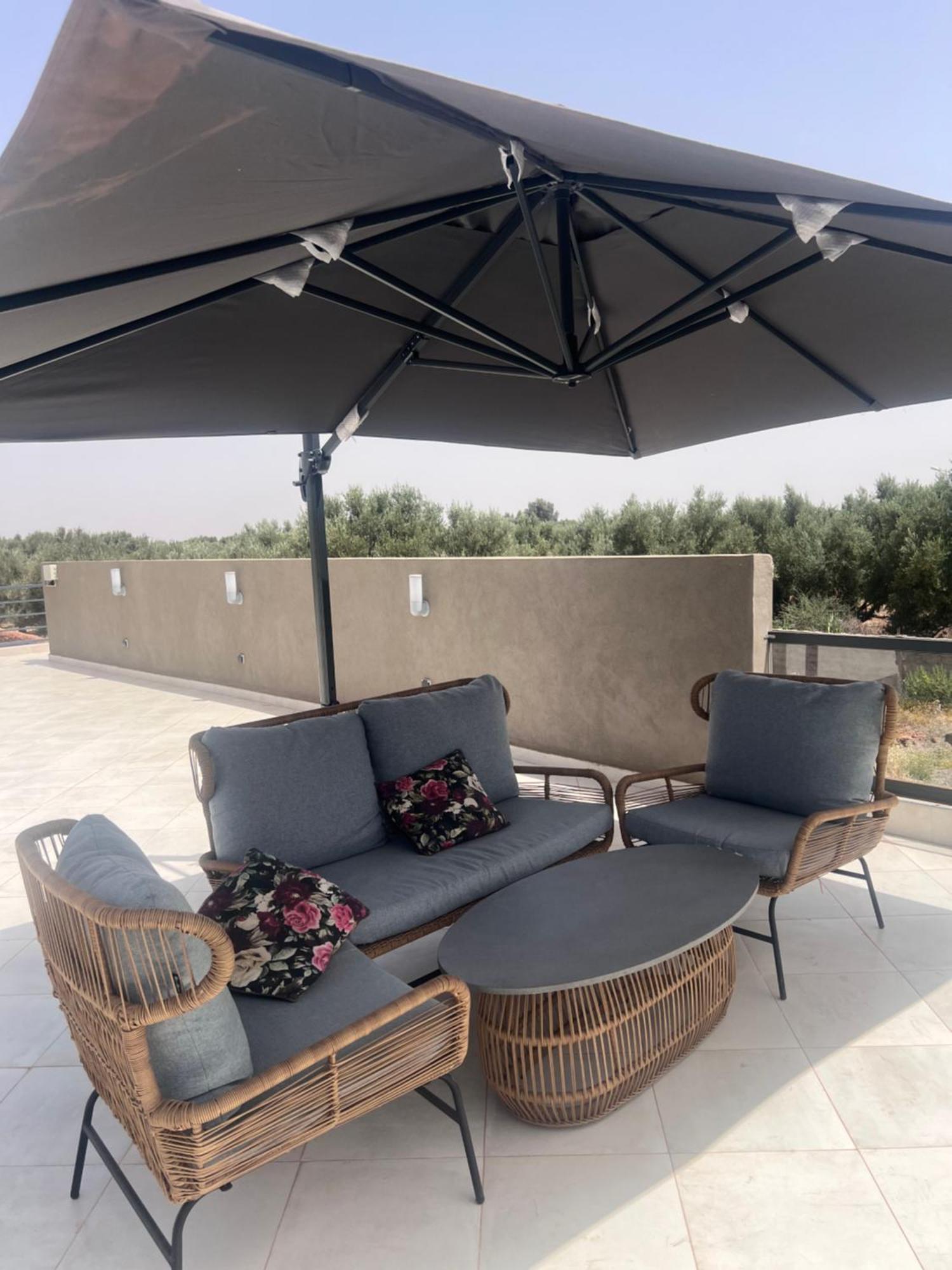 Naouma Villa