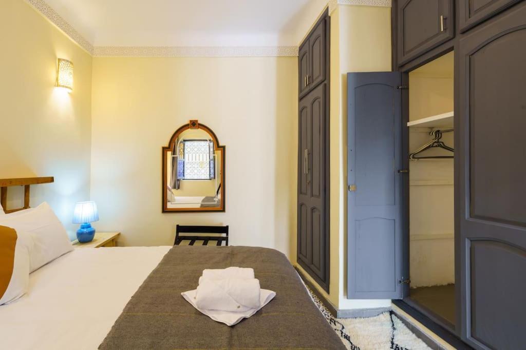 Riad Taher - Piscine - Wifi Fibre Optique - Petit Dejeuner Holiday home Marrakesh