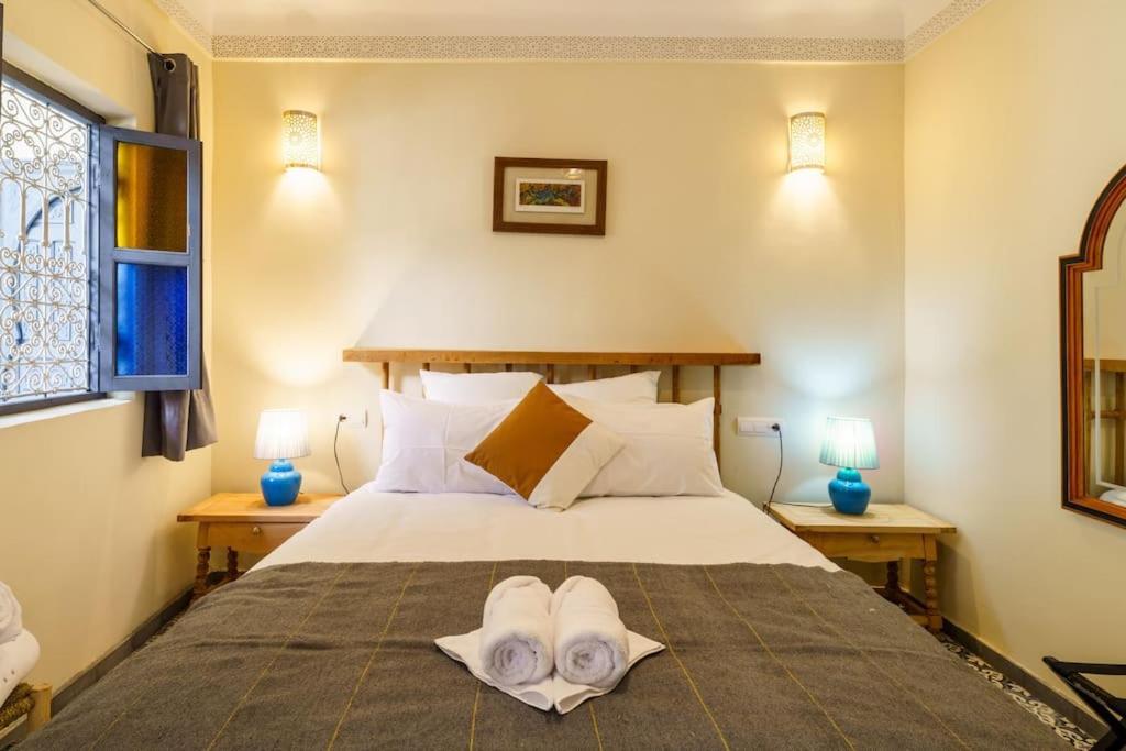 Riad Taher - Piscine - Wifi Fibre Optique - Petit Dejeuner Holiday home *