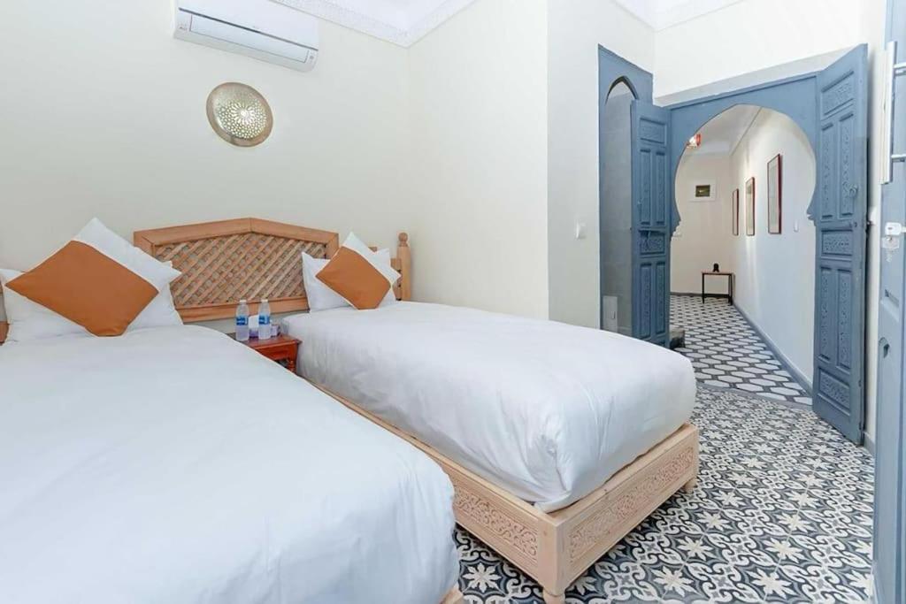 Holiday home Riad Taher - Piscine - Wifi Fibre Optique - Petit Dejeuner *