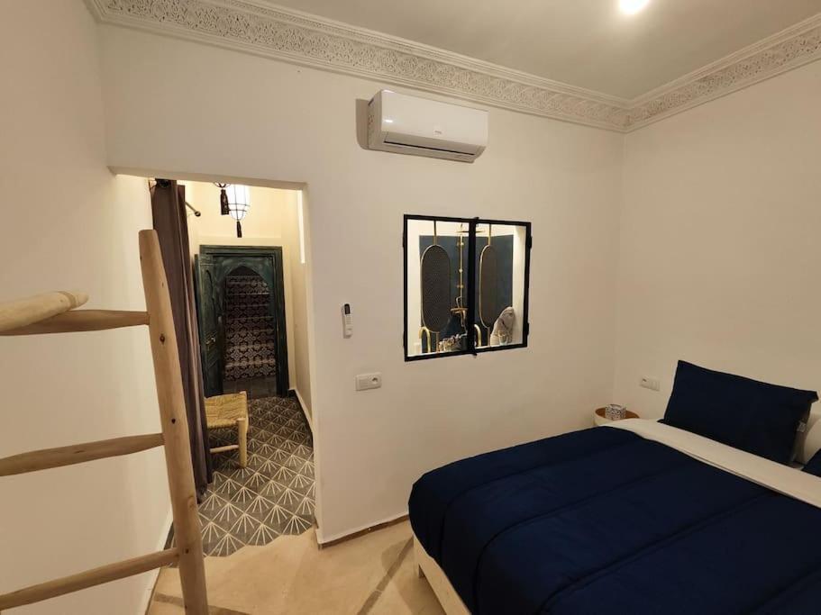 Caravane Palace 4 En Exclusivite Villa