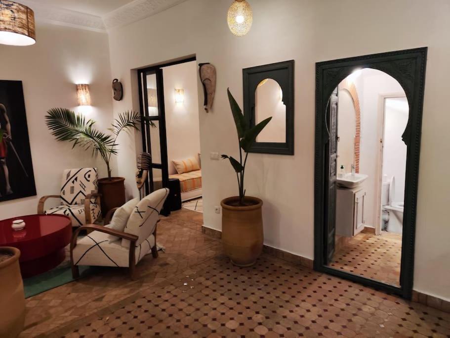 Caravane Palace 4 En Exclusivite Villa Marrakesh
