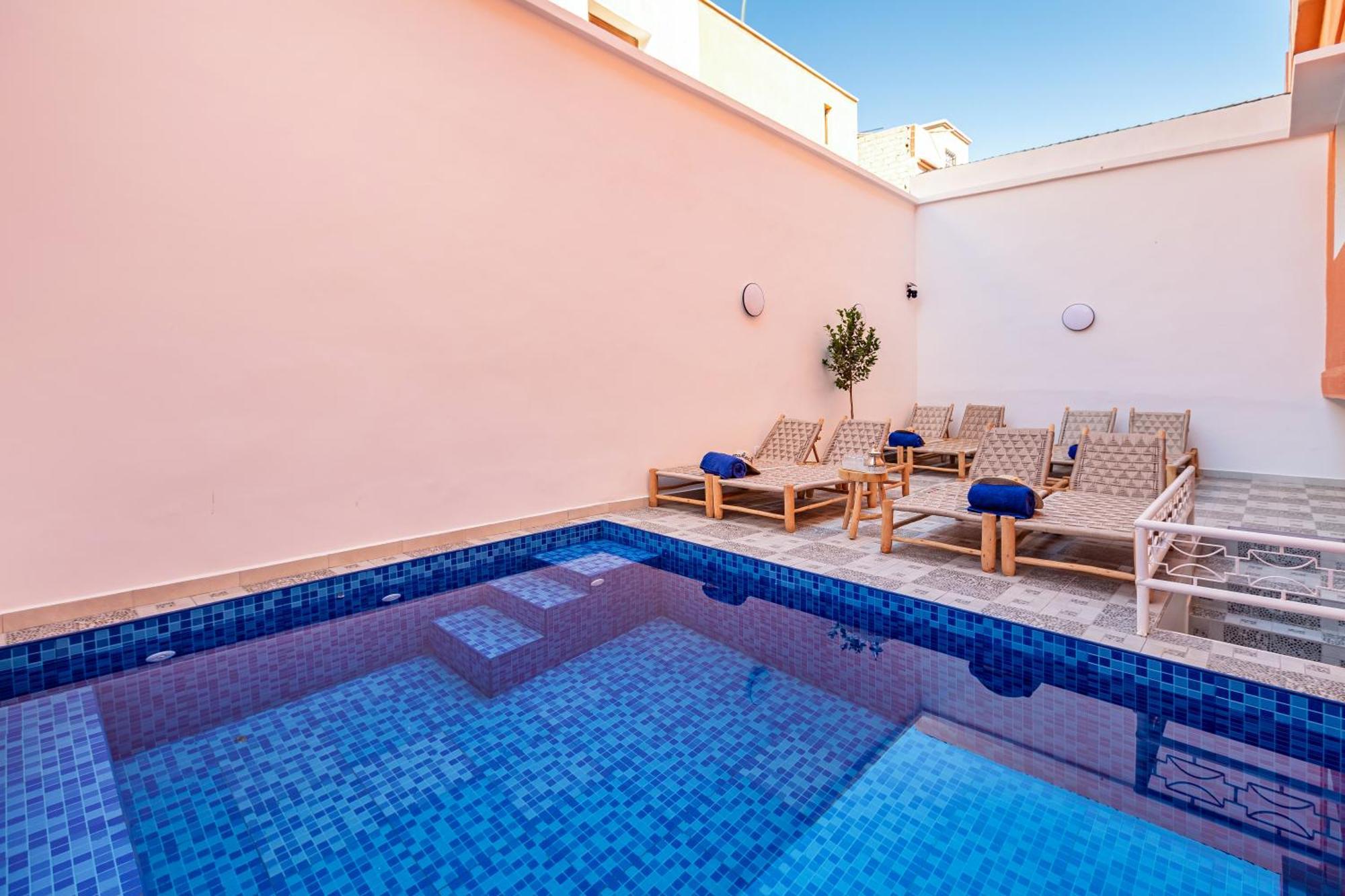 Avec Terrasse Et Jacuzzi Prive Marrakesh