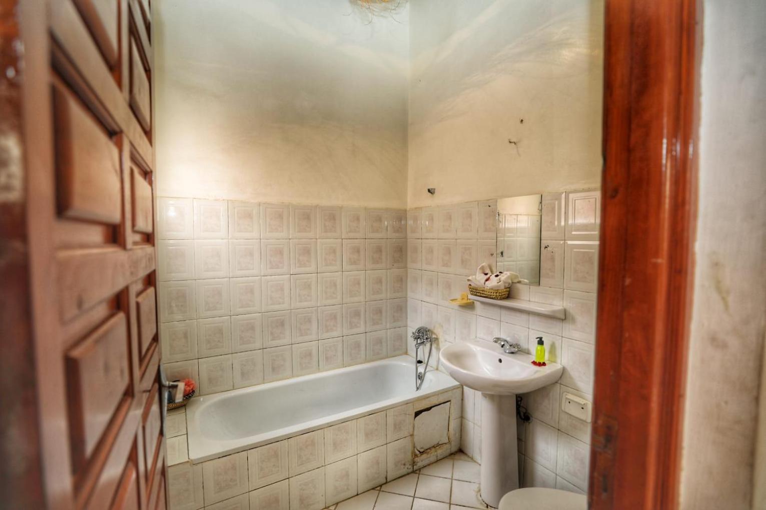 Amirkesh And Pool, In Exclusivity, Families Only * Marrakesh