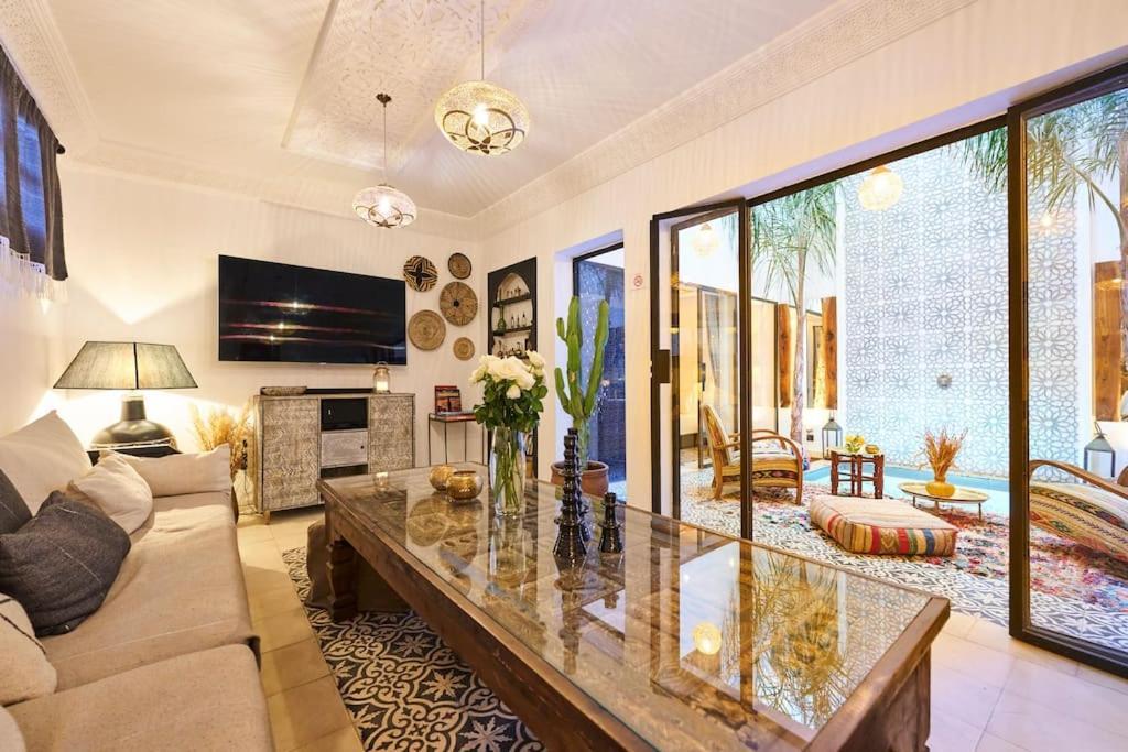 Miloud En Exclusivite 10 P Au Coeur De La Medina Riad Marrakesh