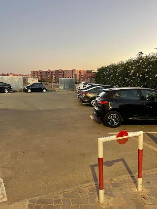 El Ghali Apartment, 2 Bedroom,2 Bathroom Apartment Marrakesch