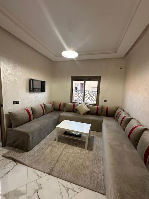 El Ghali Apartment, 2 Bedroom,2 Bathroom Apartment Marrakesch