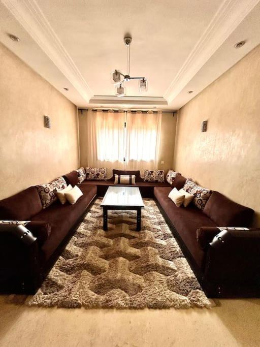 Appartement Magnifique Avec Piscine, Wifi, Clim, Parking *