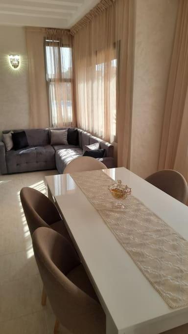 Bien Situe Privee, Piscine Appartement Marrakesh