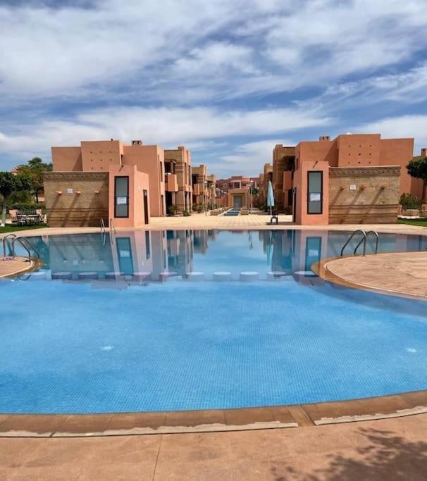 Bien Situe Privee, Piscine * Marrakesh