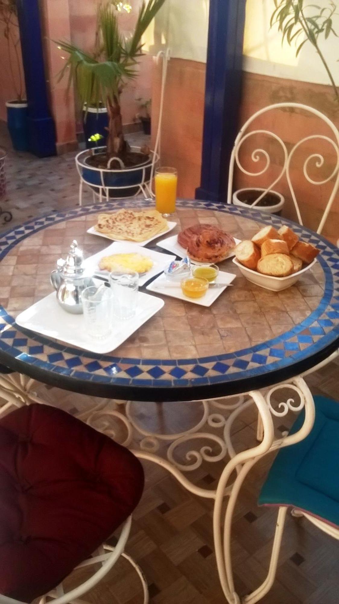Pensión Riad Tamazouzte