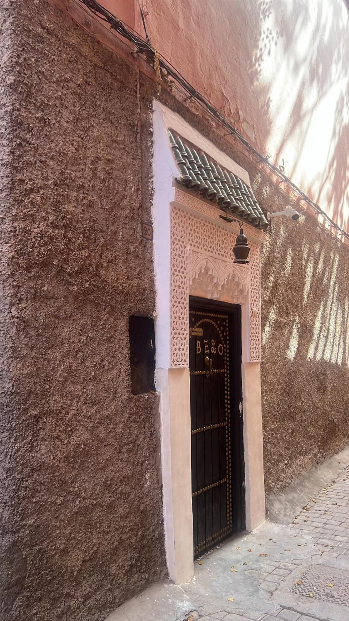 Be Twenty Guest house *