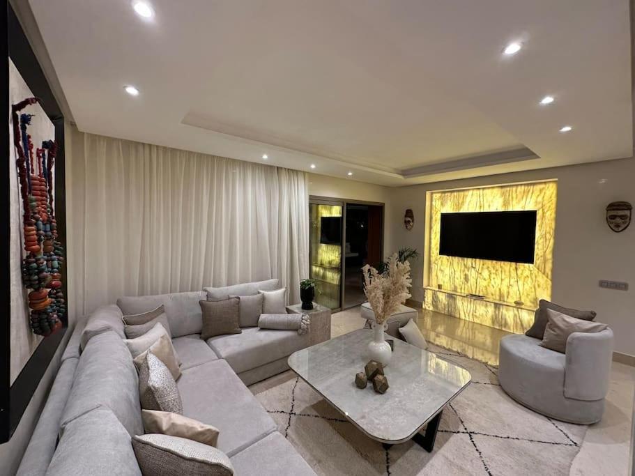 Nacarat 2br Piscine 170 M2 Centre Appartement *