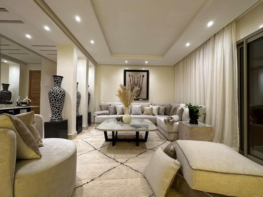 Nacarat 2br Piscine 170 M2 Centre Appartement Marrakesh