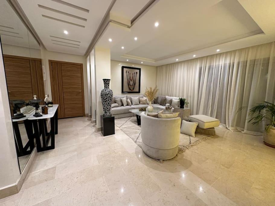 Nacarat 2br Piscine 170 M2 Centre Appartement *
