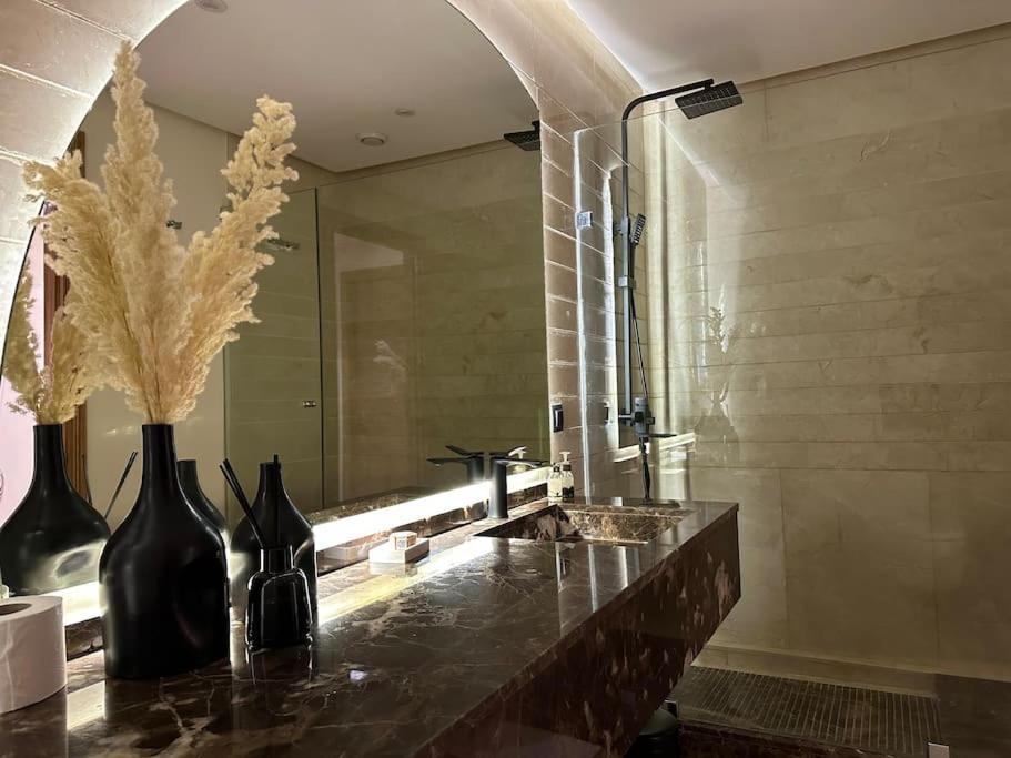 Nacarat 2br Piscine 170 M2 Centre Appartement *
