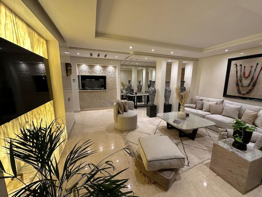 Nacarat 2br Piscine 170 M2 Centre * Marrakesh