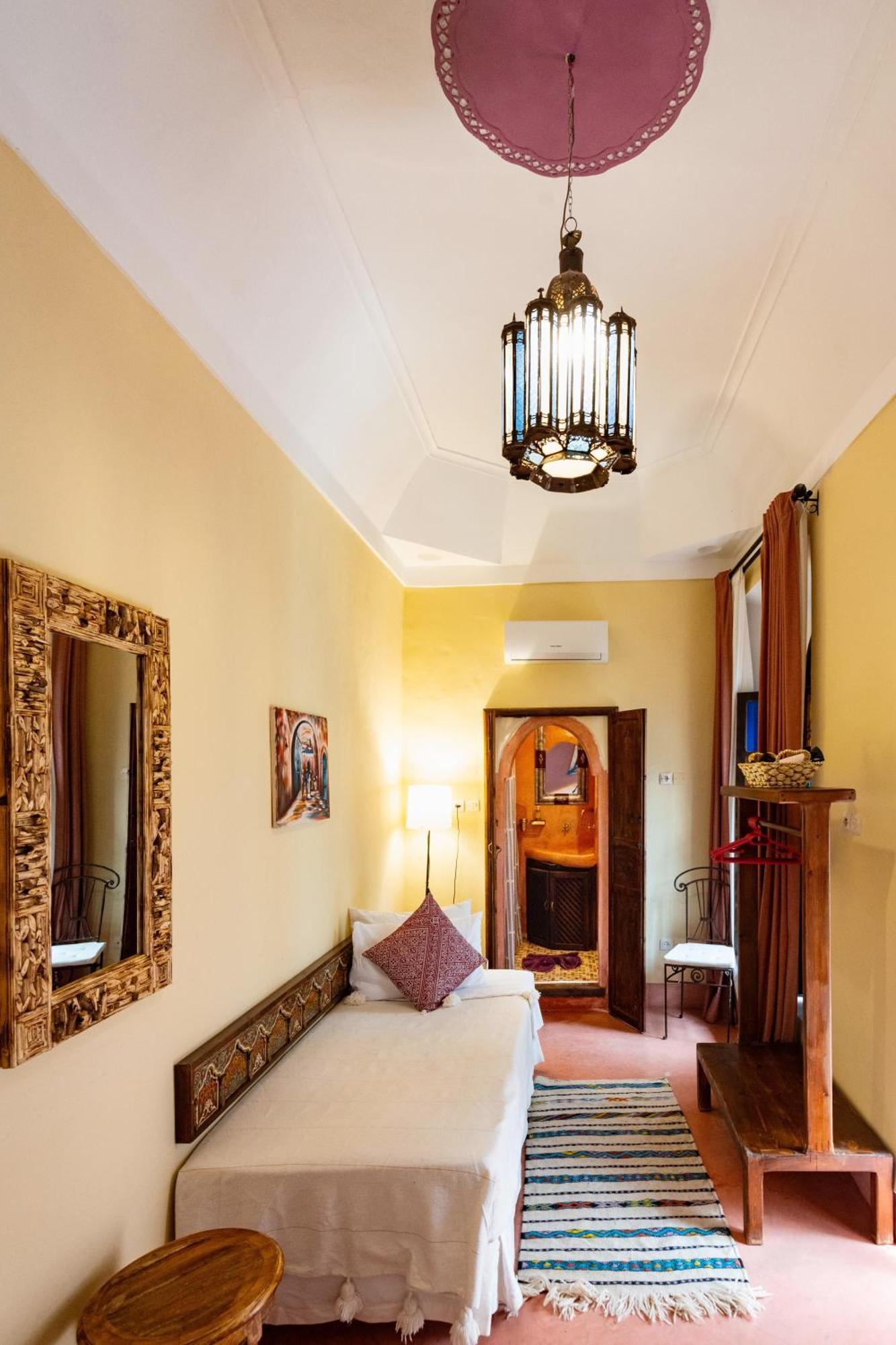 Riad Taghia