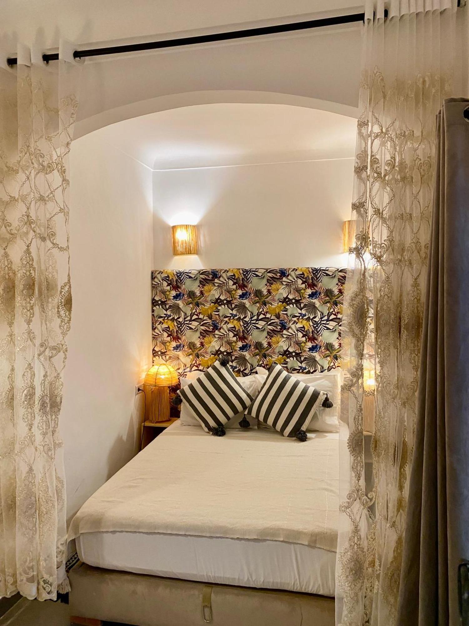 Riad Vines